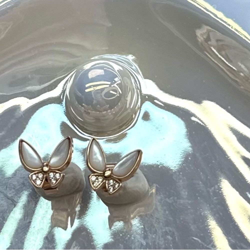 EMP4 Handmade White Mother of Pearl Butterfly Dainty Earrings 18K Rose Gold S925
